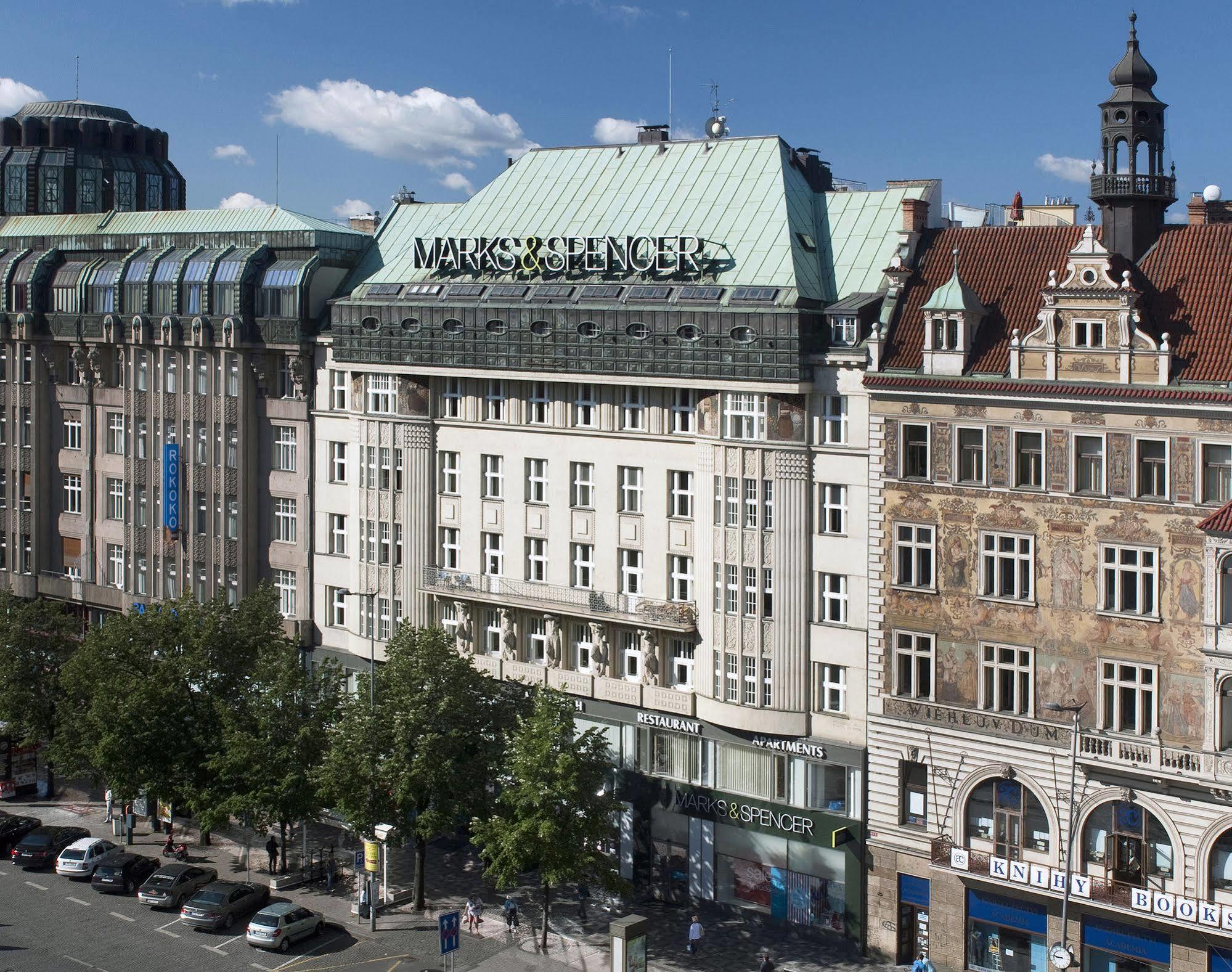 New Town - Apple Apartments Prag Eksteriør billede